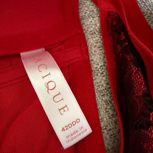 Cacique Boost Plunge Front Close Racerback Bra Red with Black Lace Accents 42DDD - Picture 9 of 10